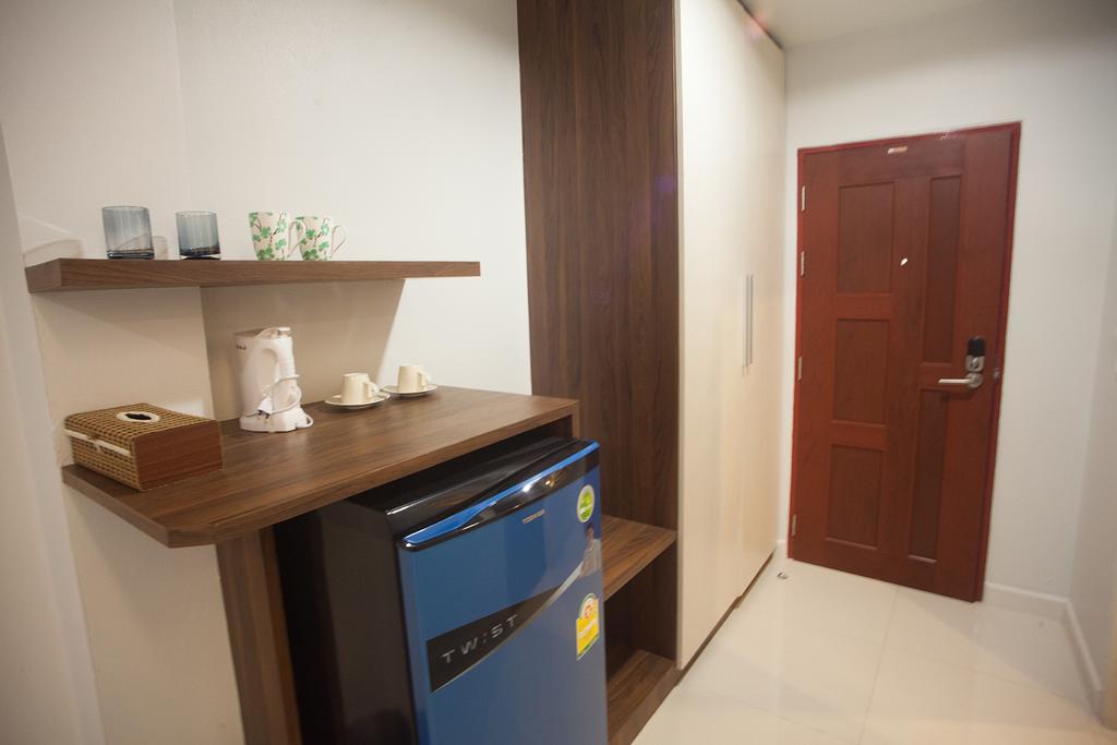 Morage Hotel Пхитсанулок Экстерьер фото