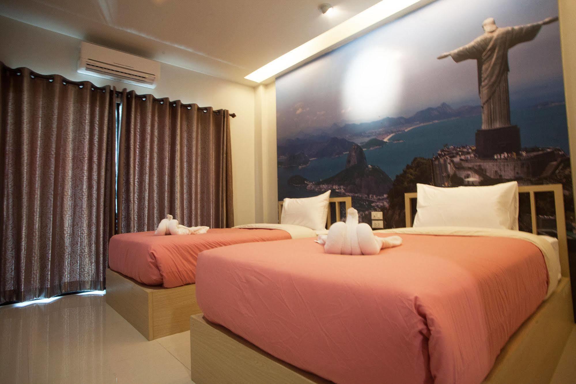 Morage Hotel Пхитсанулок Экстерьер фото