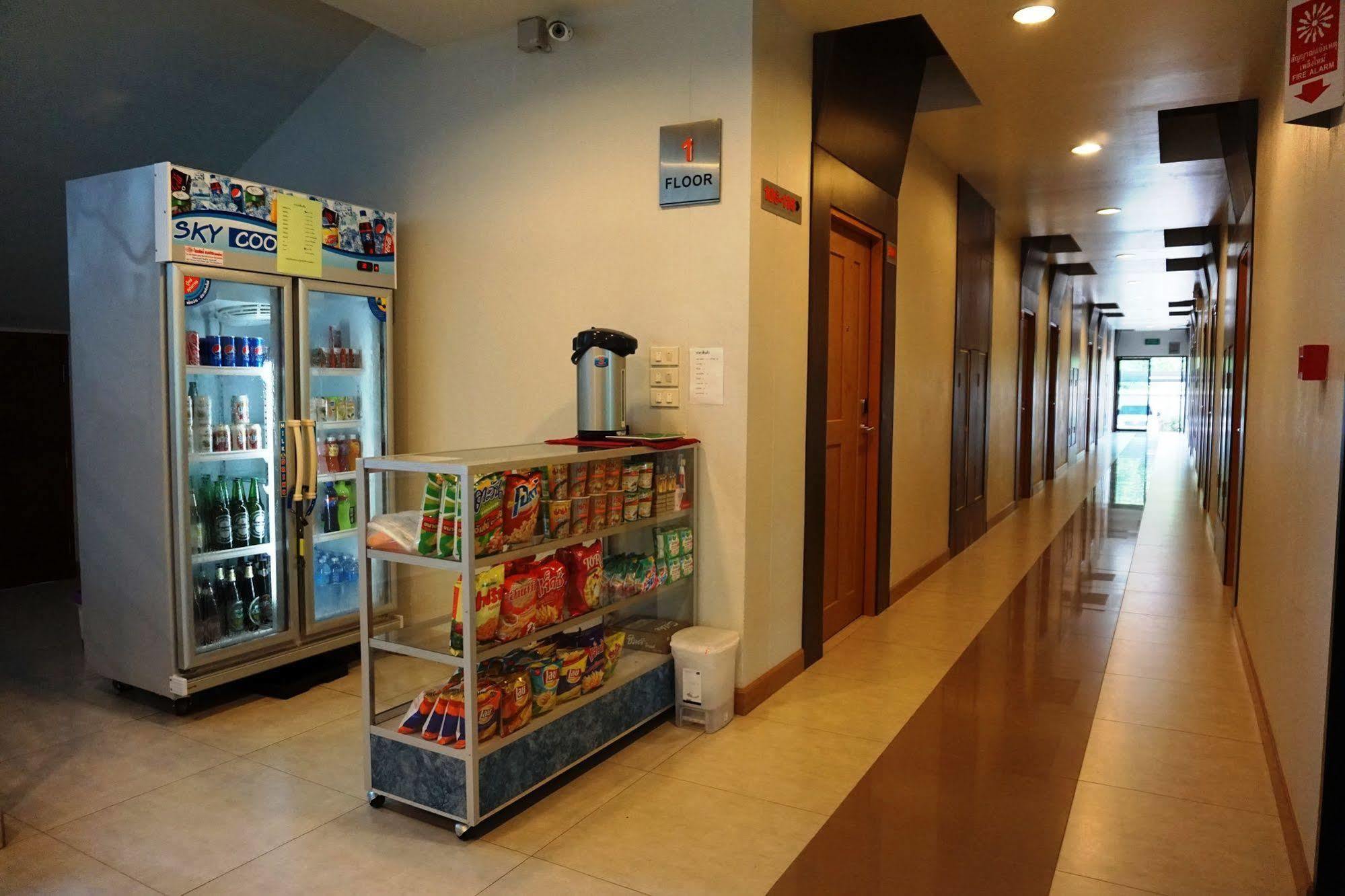 Morage Hotel Пхитсанулок Экстерьер фото