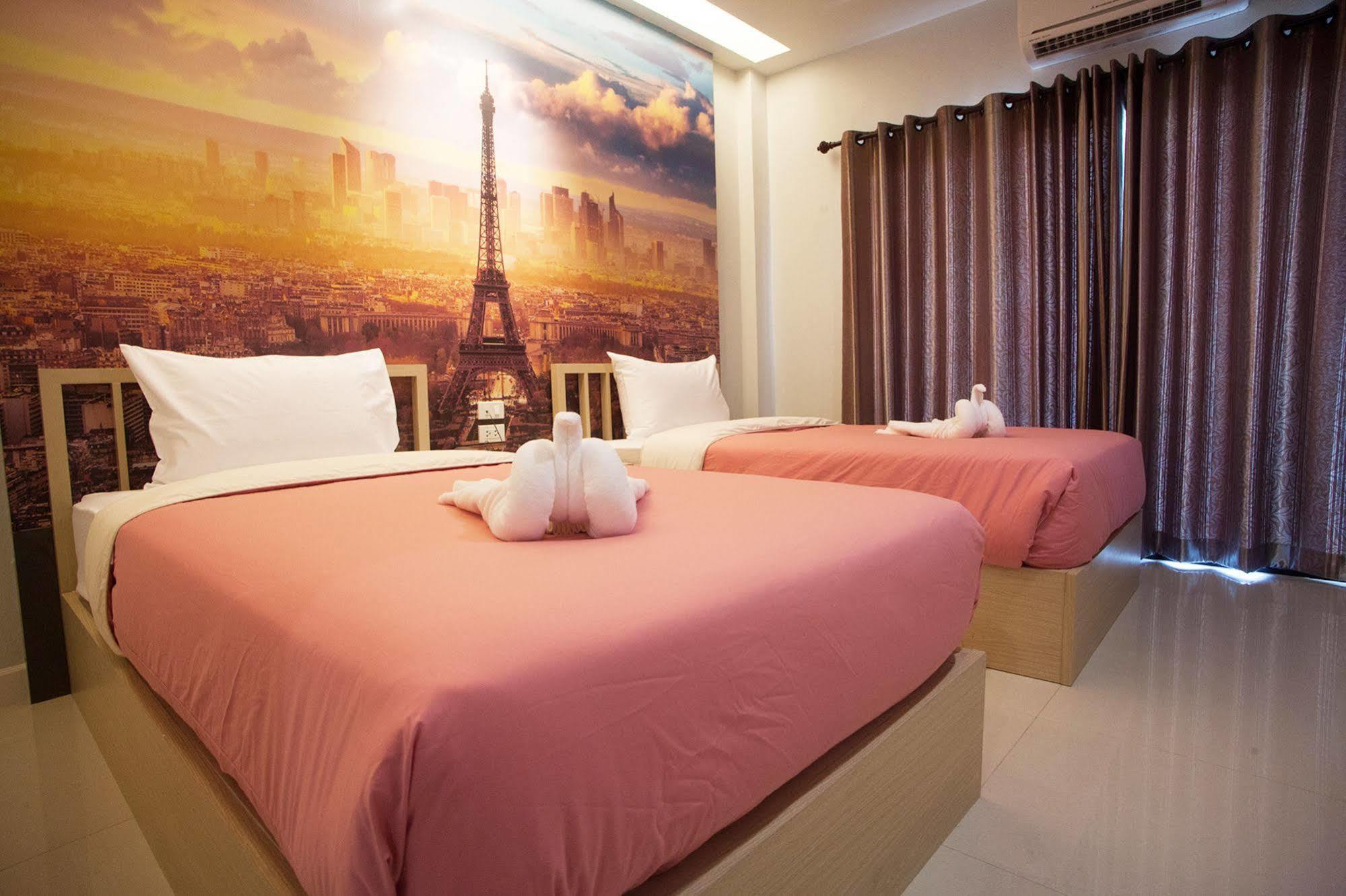 Morage Hotel Пхитсанулок Экстерьер фото